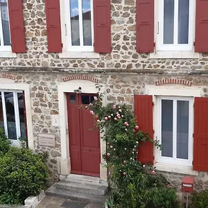 https://rose-lavande.hotels-rhonealpes.com